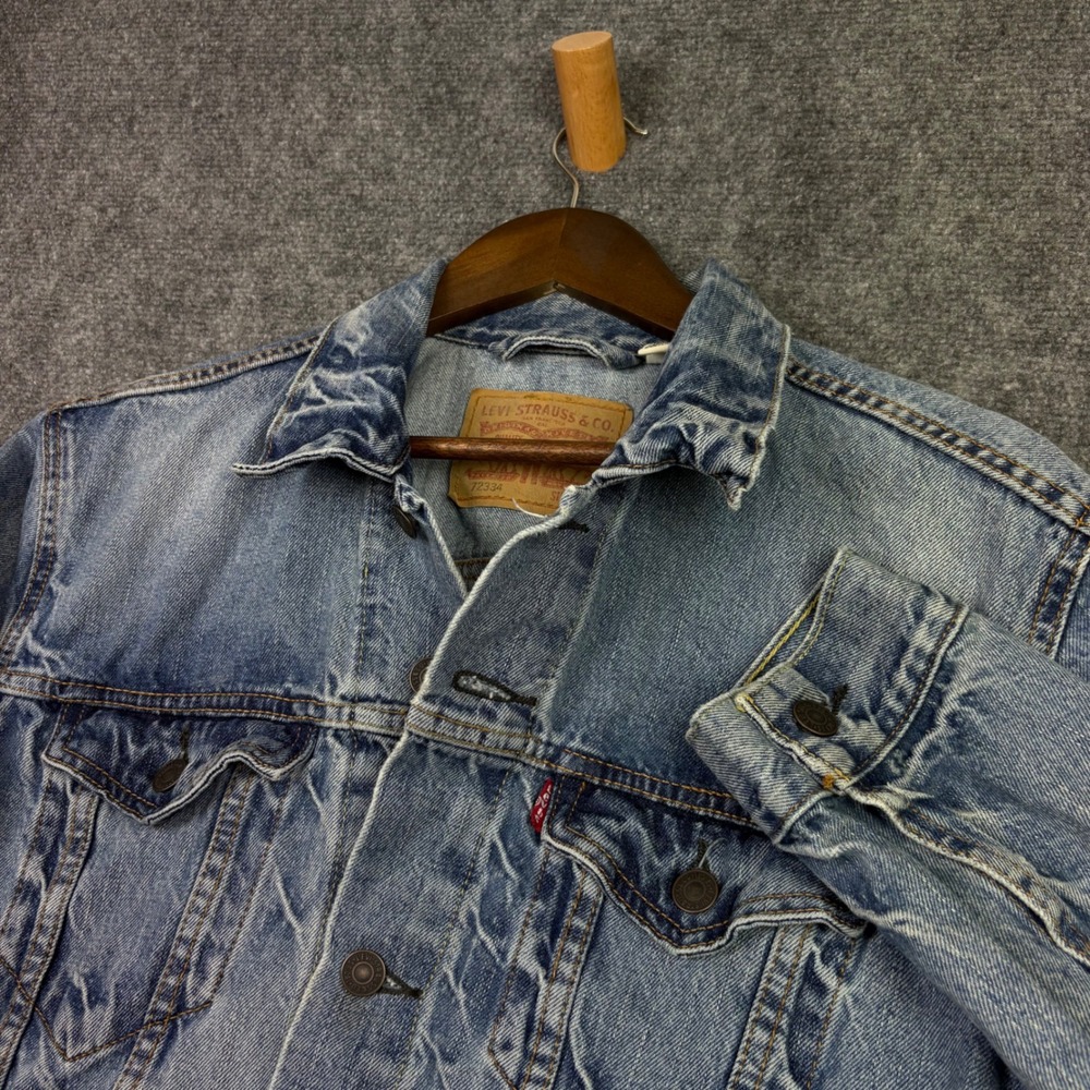 Levi's Trucker Jacket Mens Large Blue Denim 72334 Classic Jean Coat Vintage Look